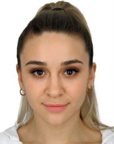 アンジェリカ・テルリウガ - 女子空手家