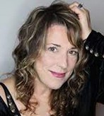 ベス・ニールセン・チャップマン - 歌手