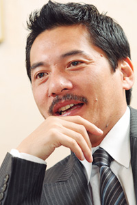 平尾誠二 - 元ラグビー選手、監督