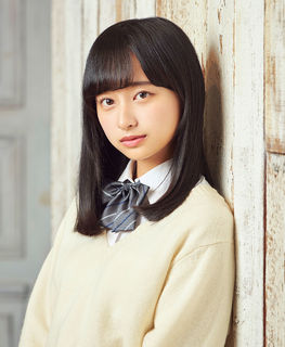 影山優佳 - タレント、歌手・日向坂46