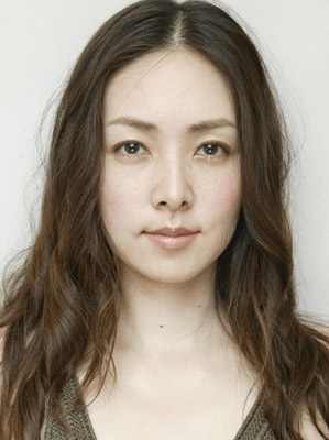 霧島れいか - 女優、旧芸名・吉原歩