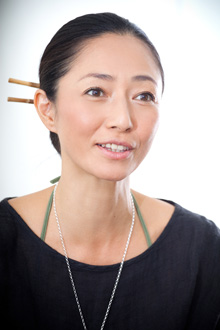 高樹沙耶 - 元女優