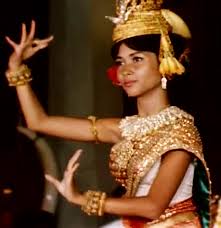 ボパ・デヴィ - ノロドム家王女、政治家