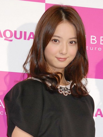 佐々木希 - モデル、女優、歌手