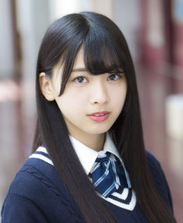 富田鈴花 - タレント、歌手・日向坂46