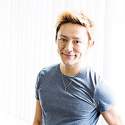 内山麿我 - タレント、俳優、歌手、ダンサー